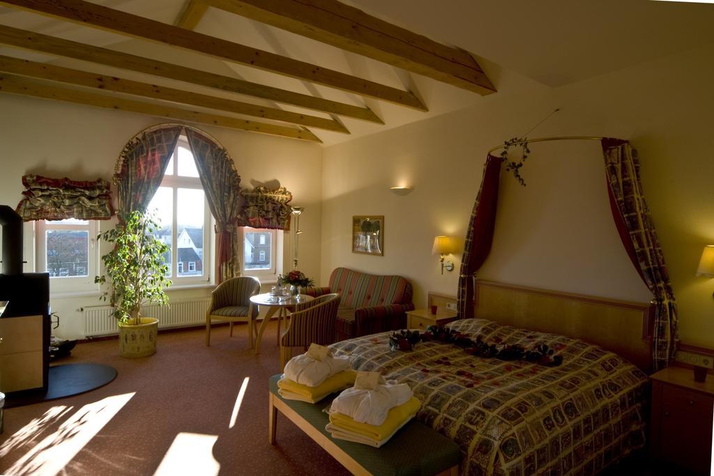 Inselhotel Vierjahreszeiten 4*